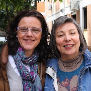 En la foto Lucía Martínez con Pepa Campos, directora de la Escuela JERA de Gestalt, Primera Escuela Andaluza de Gestalt